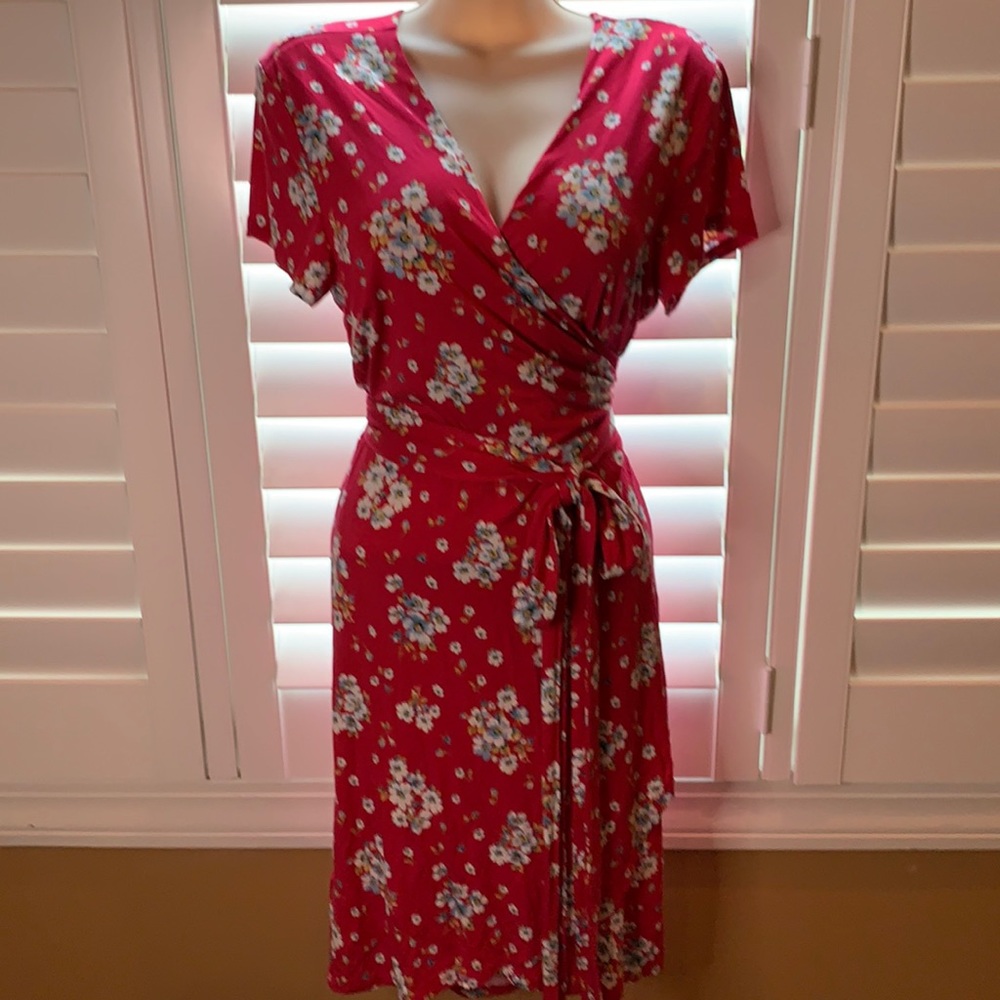 Loft pink floral wrap dress size large